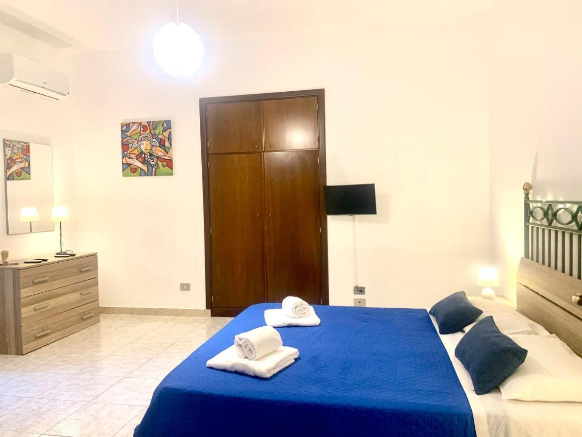 A Un Passo Dal Massimo 1 Apartment Palermo Exterior photo